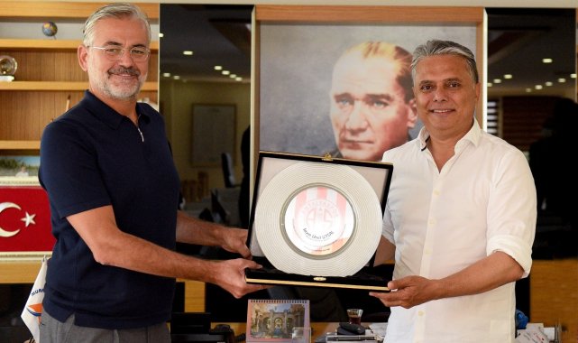 Başkan Uysal: &quot;Sporu kent kültürü haline getirmek istiyoruz&quot;