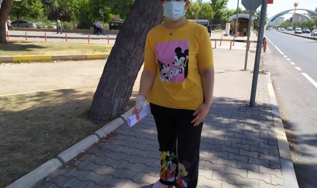 Boşanmak istediği kocası tarafından bıçaklandı