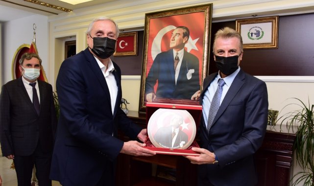 BOZSİAD Başkanı Öztekin&#039;den Başkan Bakkalcıoğlu&#039;na ziyaret