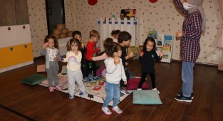 Bu anaokulunda çocuklara müzik aşılanıyor