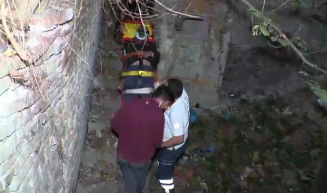 Bursa&#039;da 15 metre yüksekliğindeki tarihi surlardan düşen kişi yaralandı