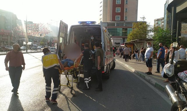 Bursa&#039;da taksici ile yolcu arasında çıkan kavgada şoför bıçakla yaralandı