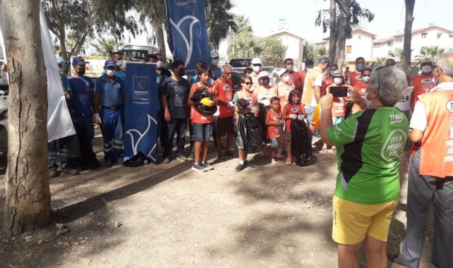 Büyükşehir, deniz temizliği yaptı