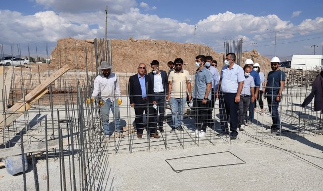 Çaldıranda çok amaçlı spor kompleksinin temeli atıldı