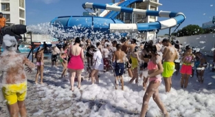 Çan Belediyesi’nden çocuklara özel Aquapark turu