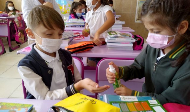 Çankaya Belediye Başkanı Taşdelen, ders başı yapan öğrencilere başarılar diledi