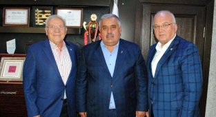 ÇESOB Başkanı Gür'e övgü