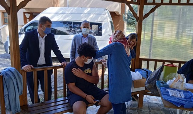 Çocuk evlerinde kalanlar aşılandı