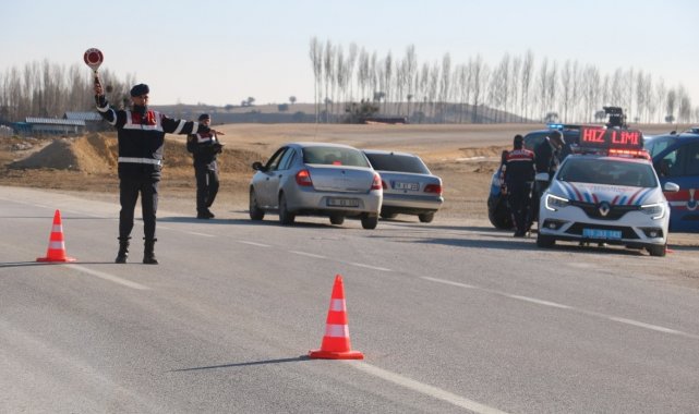 Çorum İl Jandarma Komutanlığı başarılı çalışmalarıyla göz dolduruyor