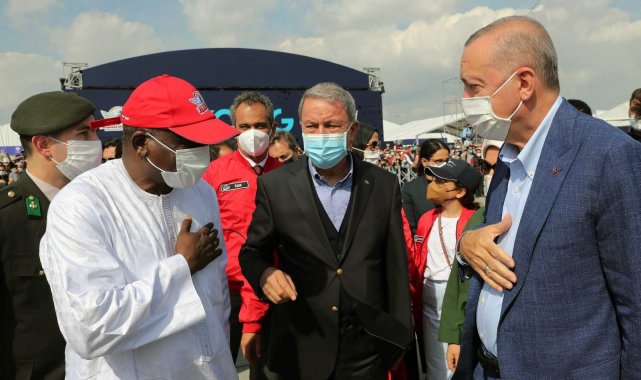 Cumhurbaşkanı Erdoğan: &quot;Gençlerimizin, onları harflerle tanımlayanların fersah fersah ötesinde ufka sahip olduğunu biliyoruz&quot;