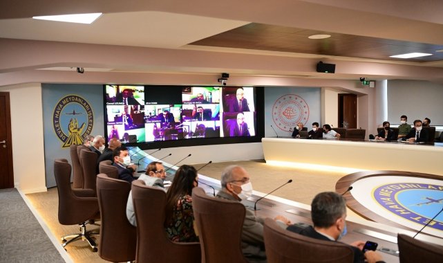 DHMİ Yönetimi hizmet ve takip değerlendirme toplantısı yaptı