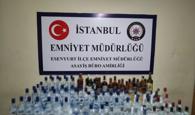 Dondurma dolabından şişelerce sahte alkol çıktı