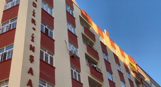 Down sendromlu küçük kız balkondan düşerek öldü