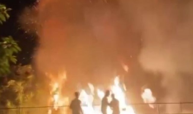 Dünyaca ünlü falezlerde bulunan parkta yangın