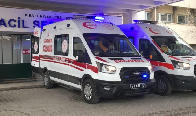 Elazığ&#039;da silahını temizleyen şahıs kazara kendini vurdu