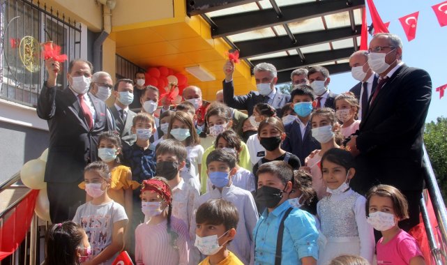 Erzincan&#039;da öğrenciler yüz yüze eğitime başladı