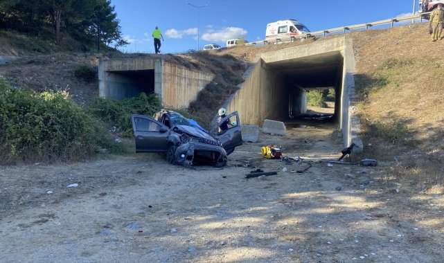 Eyüpsultan&#039;da otomobil yaklaşık 50 metreden şarampole uçtu: 1 ölü