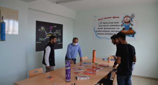 Gençlerden dezavantajlı çocuklara destek