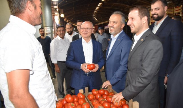 Gürkan: &quot;Bursa çalışıyor, Türkiye büyüyor&quot;