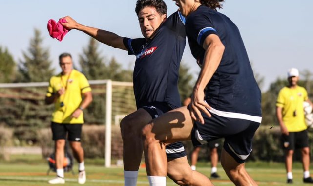 Hikmet Karaman: &quot;Milli takımlar tek adamın yöneteceği yerler değil&quot;