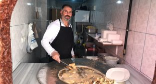 Iğdır'da balıklar tezgahlarda yerini aldı, fiyatlar cep yakıyor