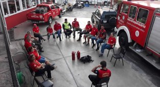 İtfaiyeden yangına müdahale eğitimi aldılar