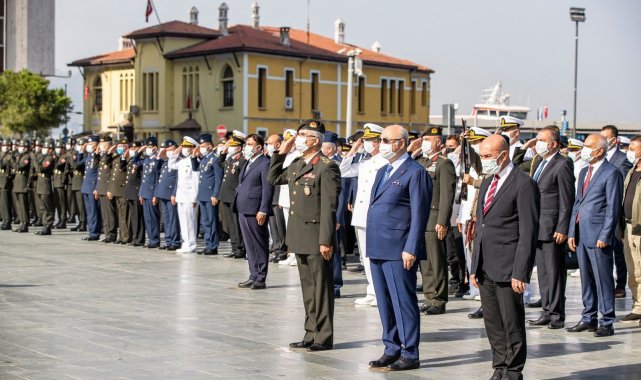İzmir&#039;de Gaziler Günü töreni