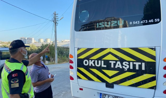 Jandarma 450 servis aracı denetledi