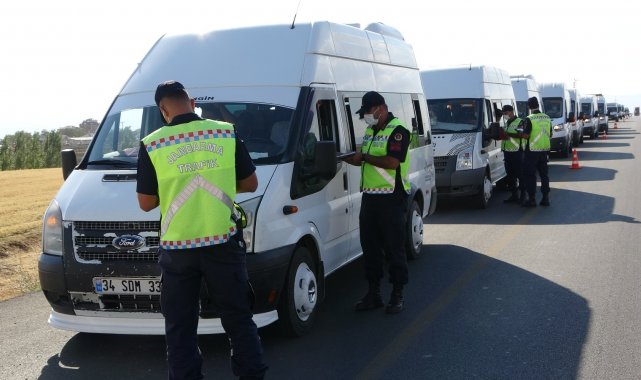 Jandarma servis araçlarını drone ile denetledi