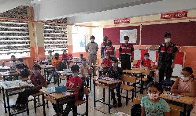 Jandarmadan okul güvenliği faaliyetleri