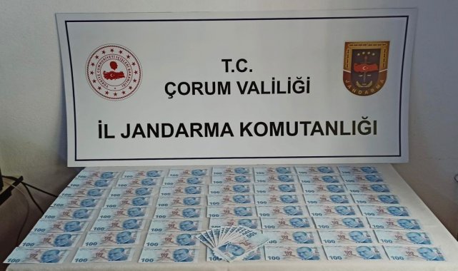 Jandarmadan sahte para operasyonu