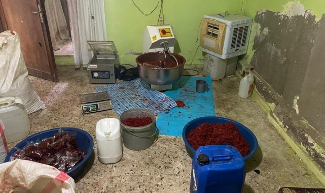 Kaçakçılık operasyonunda 106 bin makaron ele geçirildi