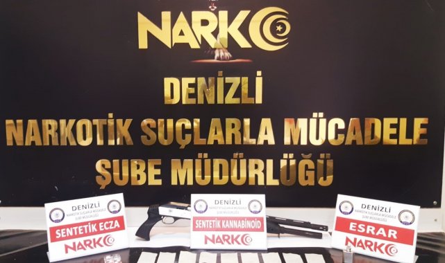 Kadın çantasına gizlenmiş 1,5 kilo uyuşturucu ele geçirildi