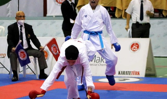 Kadın karatecilerin mücadeleleri nefes kesti
