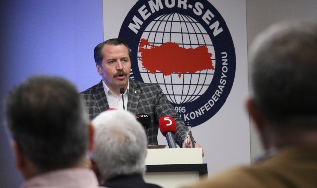 Kamu görevlilerinin yüzde 88.3&#039;ü sivil, demokratik ve özgürlükçü bir anayasaya destek veriyor
