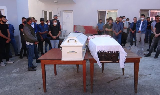 Kazada hayatını kaybeden iki komşu gözyaşlarıyla uğurlandı