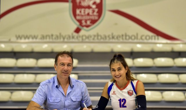 Kepez&#039;in sultanları sözleşme imzaladı