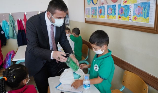 Kestel Belediyesi&#039;nden 4 bin 500 öğrenciye kırtasiye desteği