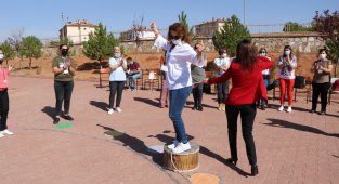 Kırşehir'de yabancı öğretmenlere geleneksel karşılama