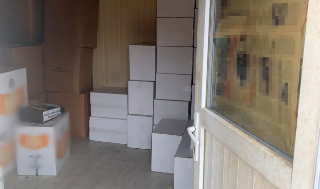 Konya&#039;da 1 milyon 14 bin 400 adet gümrük kaçağı makaron ele geçirildi