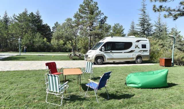 Kurtboğazı Barajı ve Mavi Göl&#039;de Karavan Park açıldı
