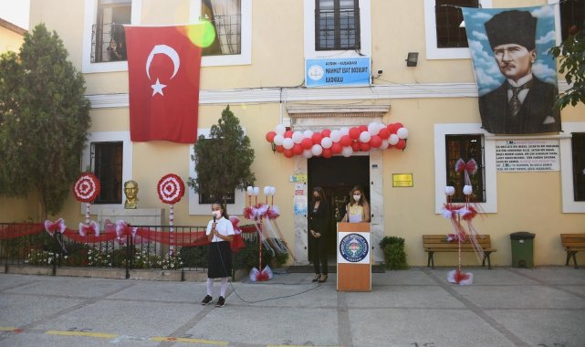 Kuşadası&#039;nda İlköğretim Haftası kutlandı