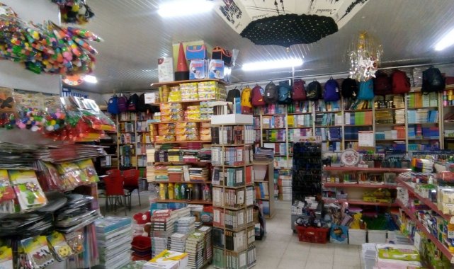 Malazgirtli kırtasiyeciden öğrencilere &#039;Ücretsiz deneme sınavı&#039;