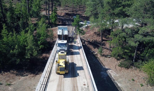 Menteşe Belediyesinden kırsal mahalle yollarında çalışma