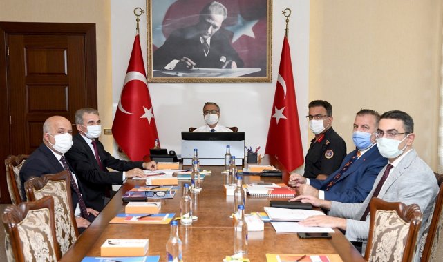 Mersin&#039;de eğitim öğretim döneminde alınacak tedbirler görüşüldü