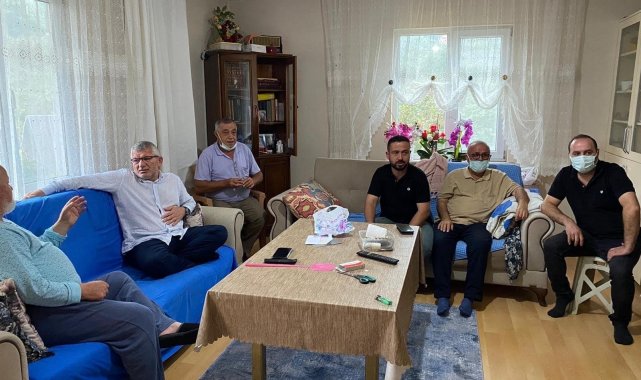 Milletvekili Aydın pazar esnafının isteğini geri çevirmedi, evine misafir oldu