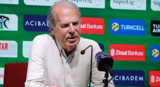 Mustafa Denizli: "Bu sevincin yanında Rize adına bir burukluğum var"