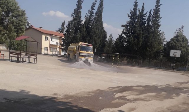 Mut Belediyesi&#039;nde okullarda temizlik mesaisi