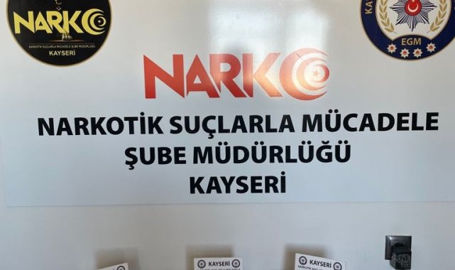 Narkotik dedektifleri uyuşturucuya geçit vermedi