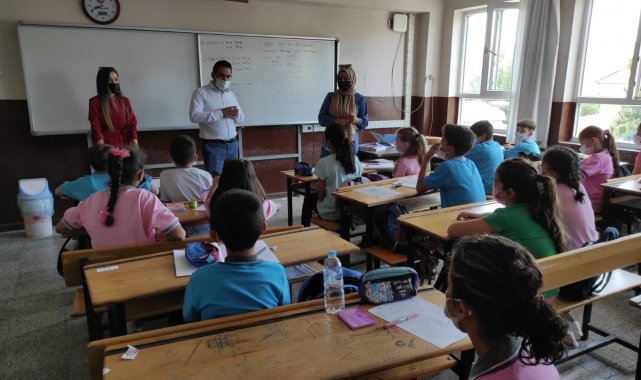 Okullar çocuk sesleriyle şenlendi